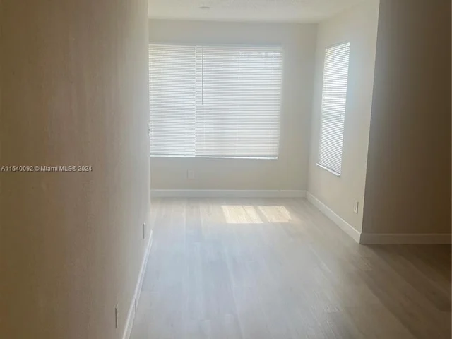 565 Vista Isles Dr # 2024, Sunrise FL 33325