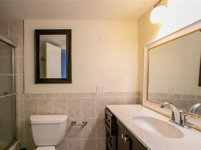 300 Diplomat Pkwy # 518, Hallandale Beach FL 33009