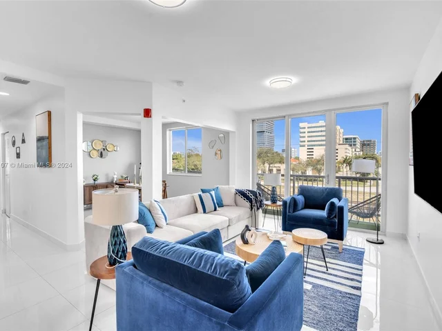 2651 NE 212th Ter # 307, Aventura FL 33180