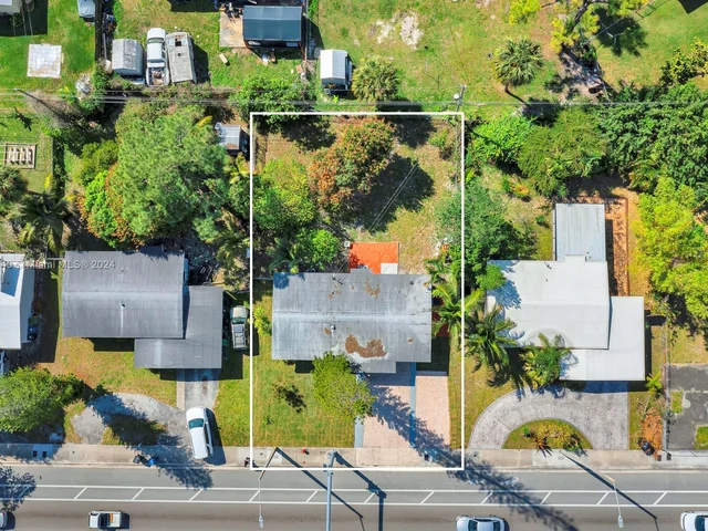 1333 NW 9th Ave, Fort Lauderdale FL 33311