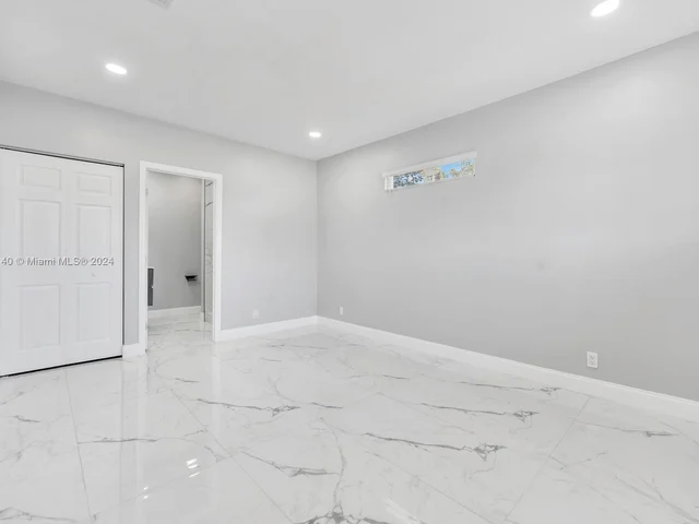 1333 NW 9th Ave, Fort Lauderdale FL 33311