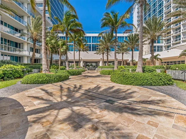 6799 Collins Ave # 307, Miami Beach FL 33141
