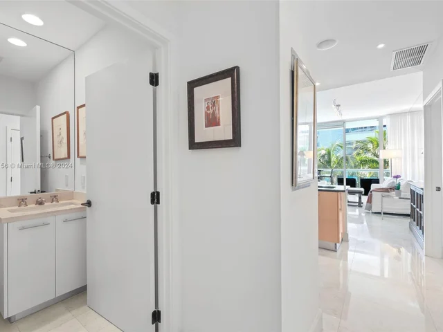 6799 Collins Ave # 307, Miami Beach FL 33141