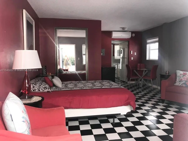 932 Euclid Ave # 5, Miami Beach FL 33139