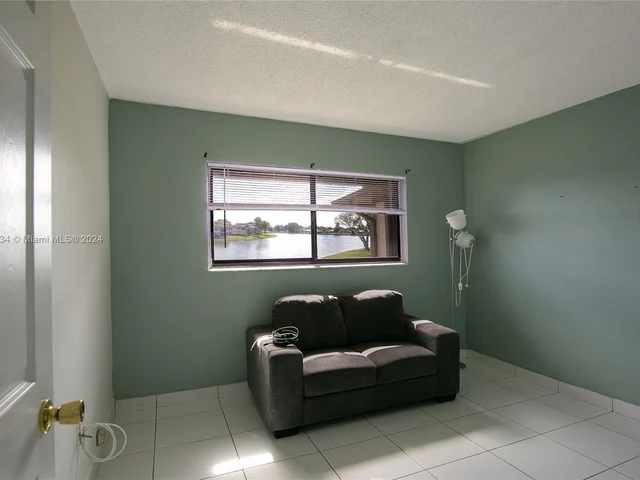 9626 W Mcnab Rd # 206, Tamarac FL 33321