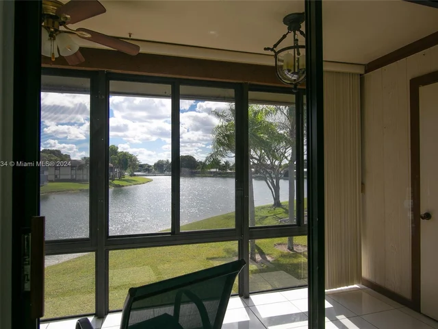 9626 W Mcnab Rd # 206, Tamarac FL 33321