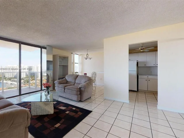 3625 N Country Club Dr # 2601, Aventura FL 33180