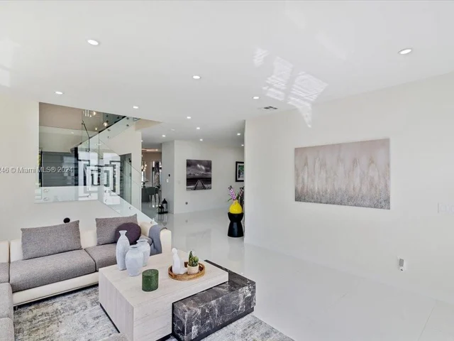 2382 SW 180th Ave, Miramar FL 33029