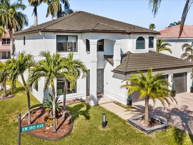 2382 SW 180th Ave, Miramar FL 33029