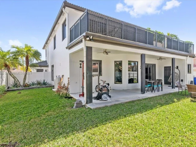 2382 SW 180th Ave, Miramar FL 33029