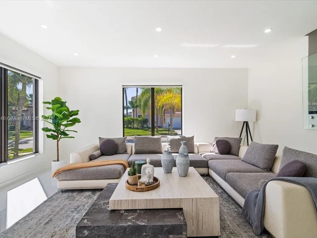 2382 SW 180th Ave, Miramar FL 33029