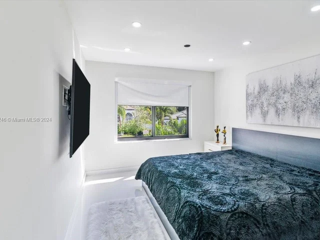 2382 SW 180th Ave, Miramar FL 33029