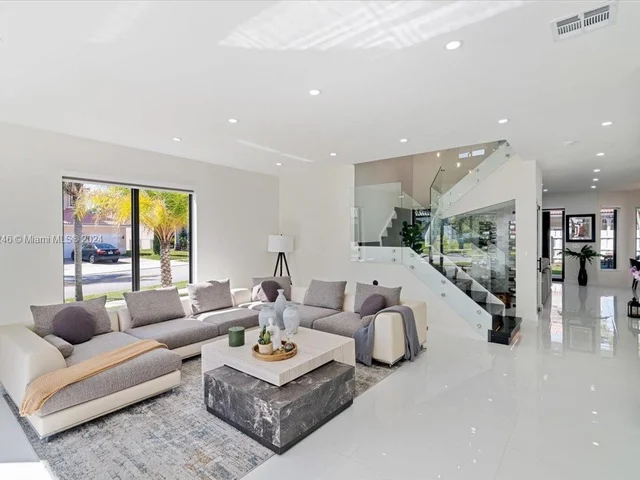 2382 SW 180th Ave, Miramar FL 33029