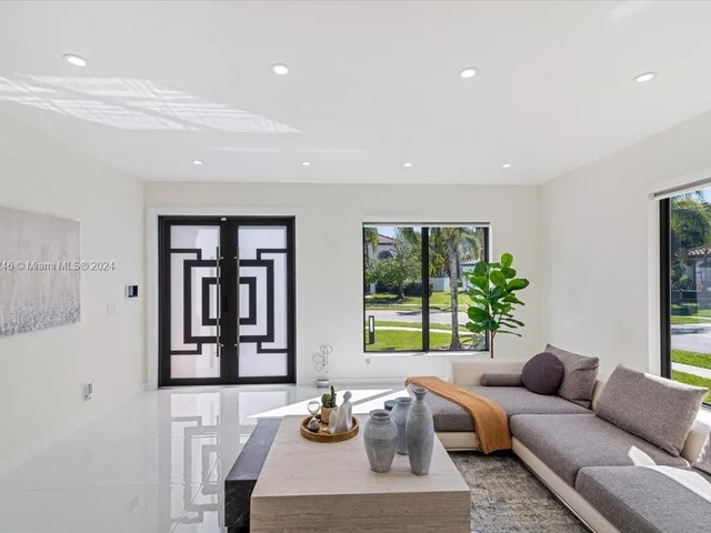 2382 SW 180th Ave, Miramar FL 33029