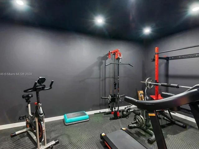 2382 SW 180th Ave, Miramar FL 33029