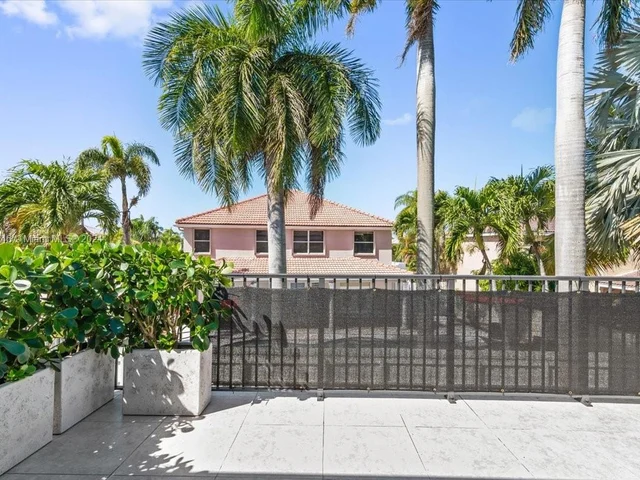 2382 SW 180th Ave, Miramar FL 33029