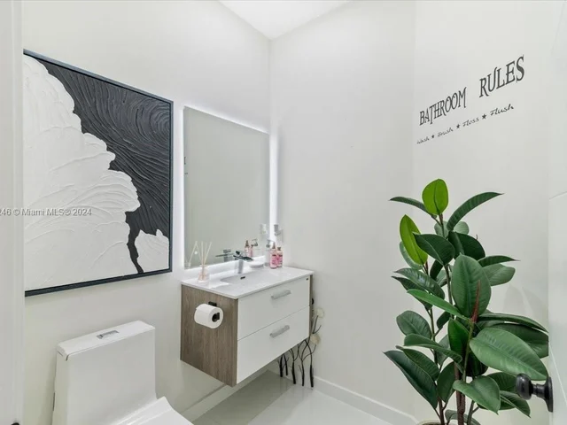 2382 SW 180th Ave, Miramar FL 33029