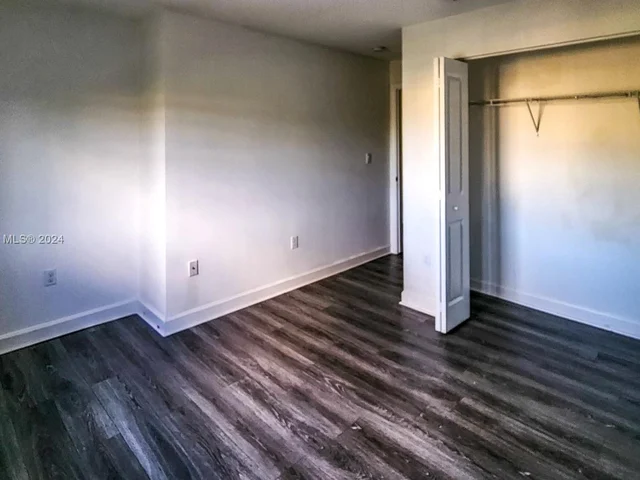 470 NE 194th Ter # 470, Miami FL 33179