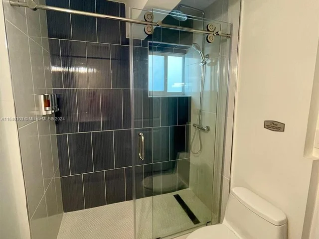 1715 NE 38th St # 0, Oakland Park FL 33334