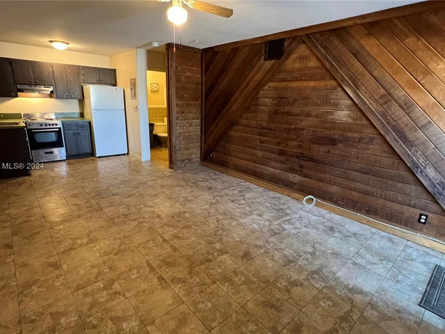 2400 SW 42nd Ave # 1, Fort Lauderdale FL 33317