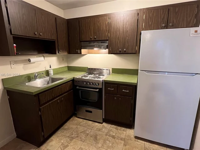 2400 SW 42nd Ave # 1, Fort Lauderdale FL 33317