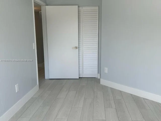 440 S Park Rd # 207, Hollywood FL 33021