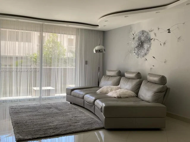 3161 S Ocean Dr # 208, Hallandale Beach FL 33009