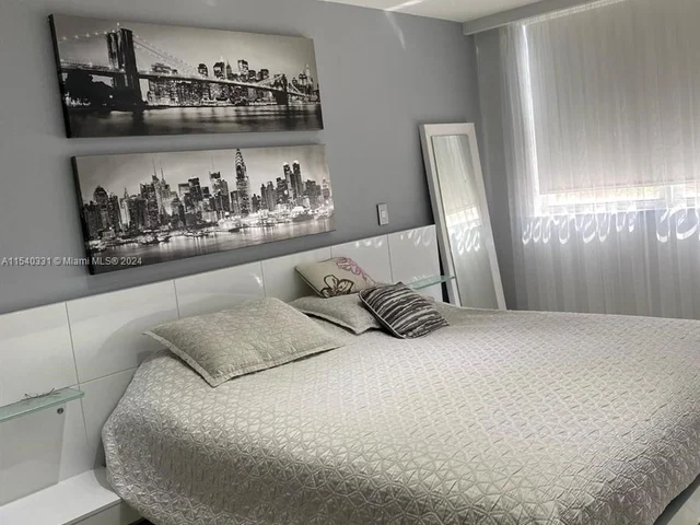 3161 S Ocean Dr # 208, Hallandale Beach FL 33009