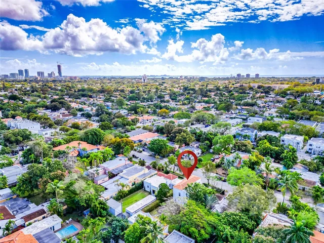 2153 SW 13th St, Miami FL 33145