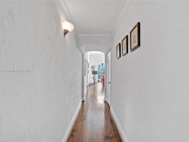 2153 SW 13th St, Miami FL 33145