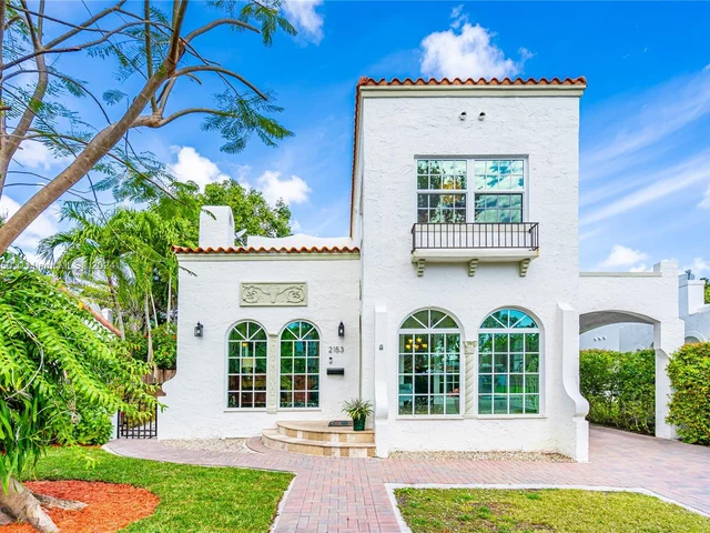 2153 SW 13th St, Miami FL 33145