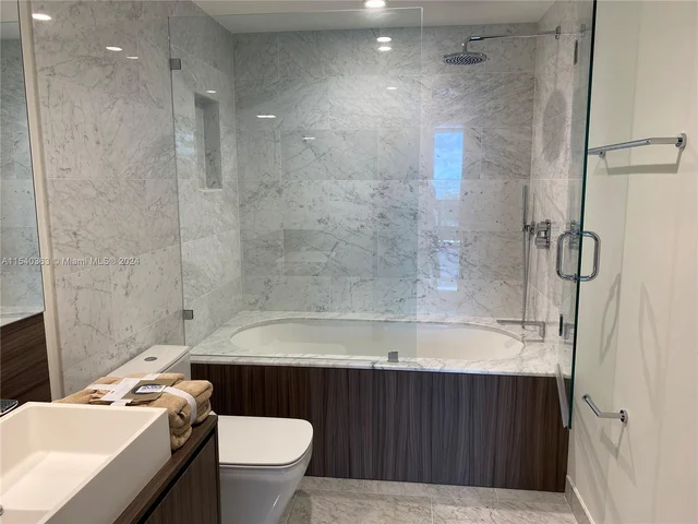 1000 Brickell Plz # 2604, Miami FL 33131