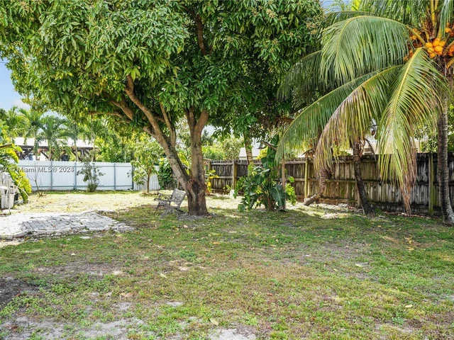 17510 NW 49th Ave, Miami Gardens FL 33055