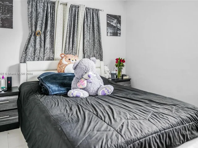 17510 NW 49th Ave, Miami Gardens FL 33055