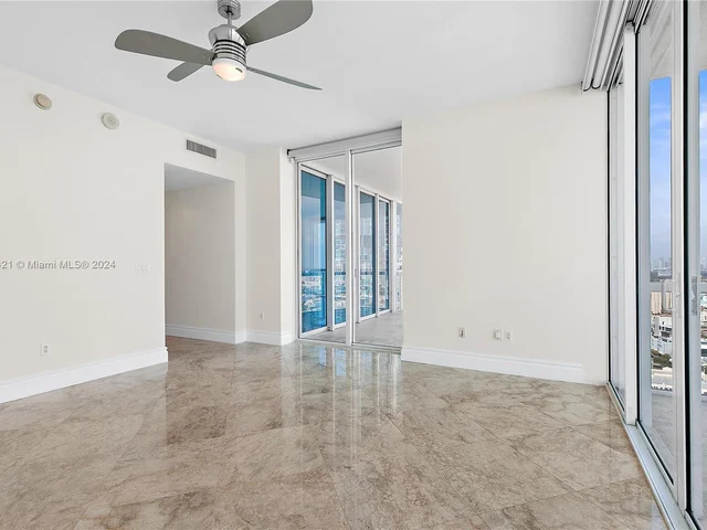 50 S Pointe Dr # 2505, Miami Beach FL 33139