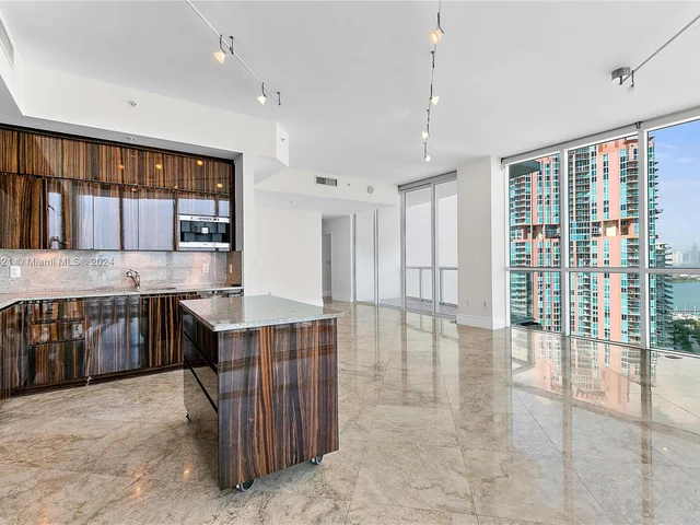 50 S Pointe Dr # 2505, Miami Beach FL 33139