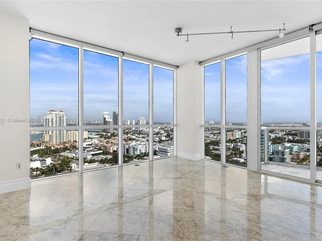 50 S Pointe Dr # 2505, Miami Beach FL 33139