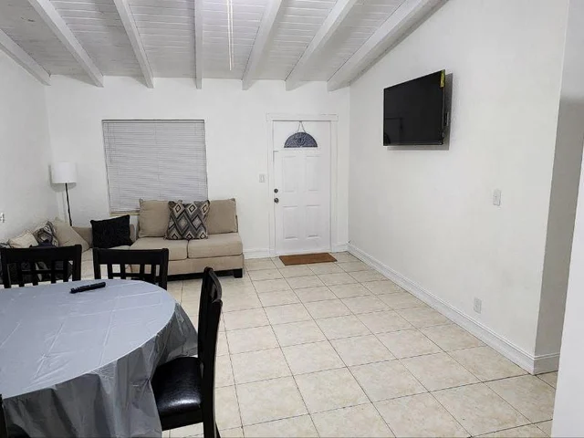 1545 NW 15th Ter # 1, Fort Lauderdale FL 33311