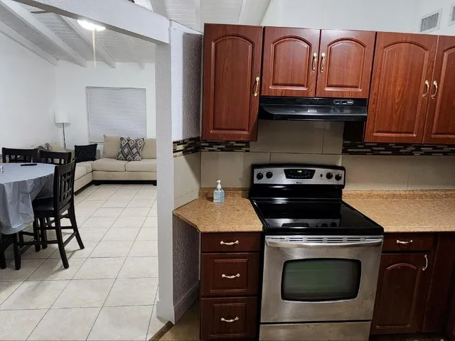 1545 NW 15th Ter # 1, Fort Lauderdale FL 33311