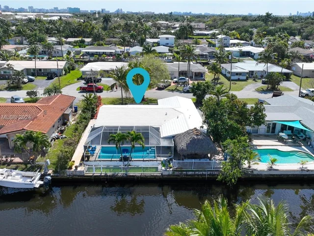 421 SW 18th St, Pompano Beach FL 33060