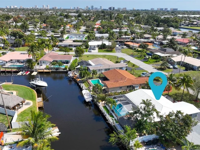 421 SW 18th St, Pompano Beach FL 33060