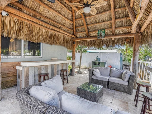 421 SW 18th St, Pompano Beach FL 33060