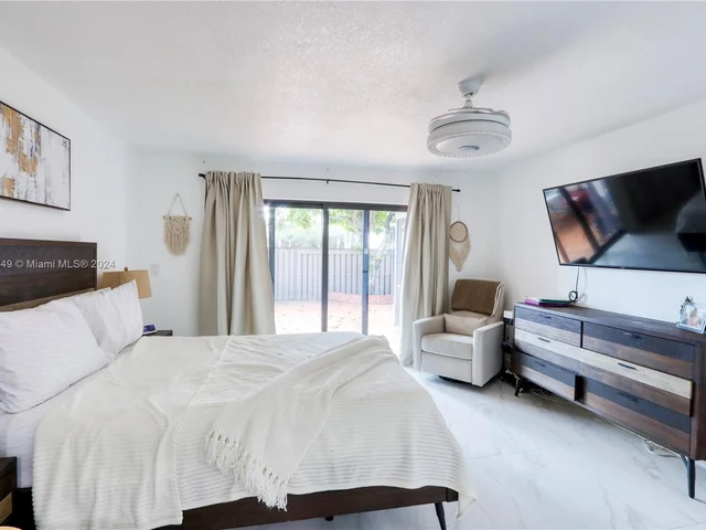 11334 SW 87th Ter, Miami FL 33173