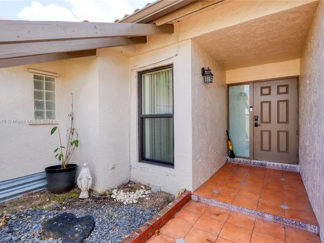 11334 SW 87th Ter, Miami FL 33173