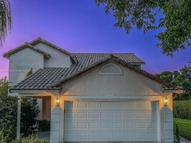 10251 Islander Dr, Boca Raton FL 33498