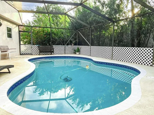 10251 Islander Dr, Boca Raton FL 33498