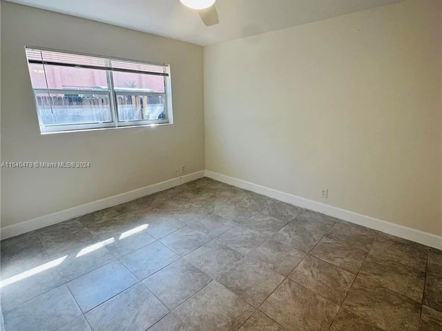 825 SW 30th St # 2, Fort Lauderdale FL 33315