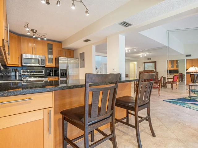 8725 Cleary Blvd # 8725, Plantation FL 33324