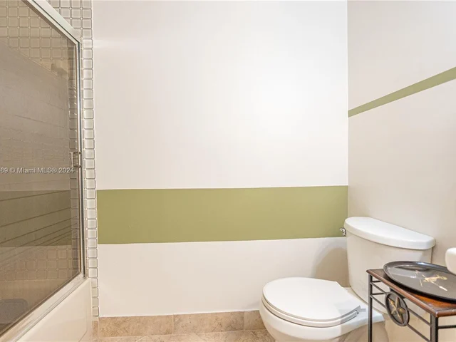 8725 Cleary Blvd # 8725, Plantation FL 33324