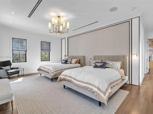 1100 NE 180th Ter, North Miami Beach FL 33162